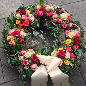 Blumenstyling Inge Daser - Trauerfloristik