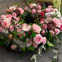 Blumenstyling Inge Daser - Trauerfloristik